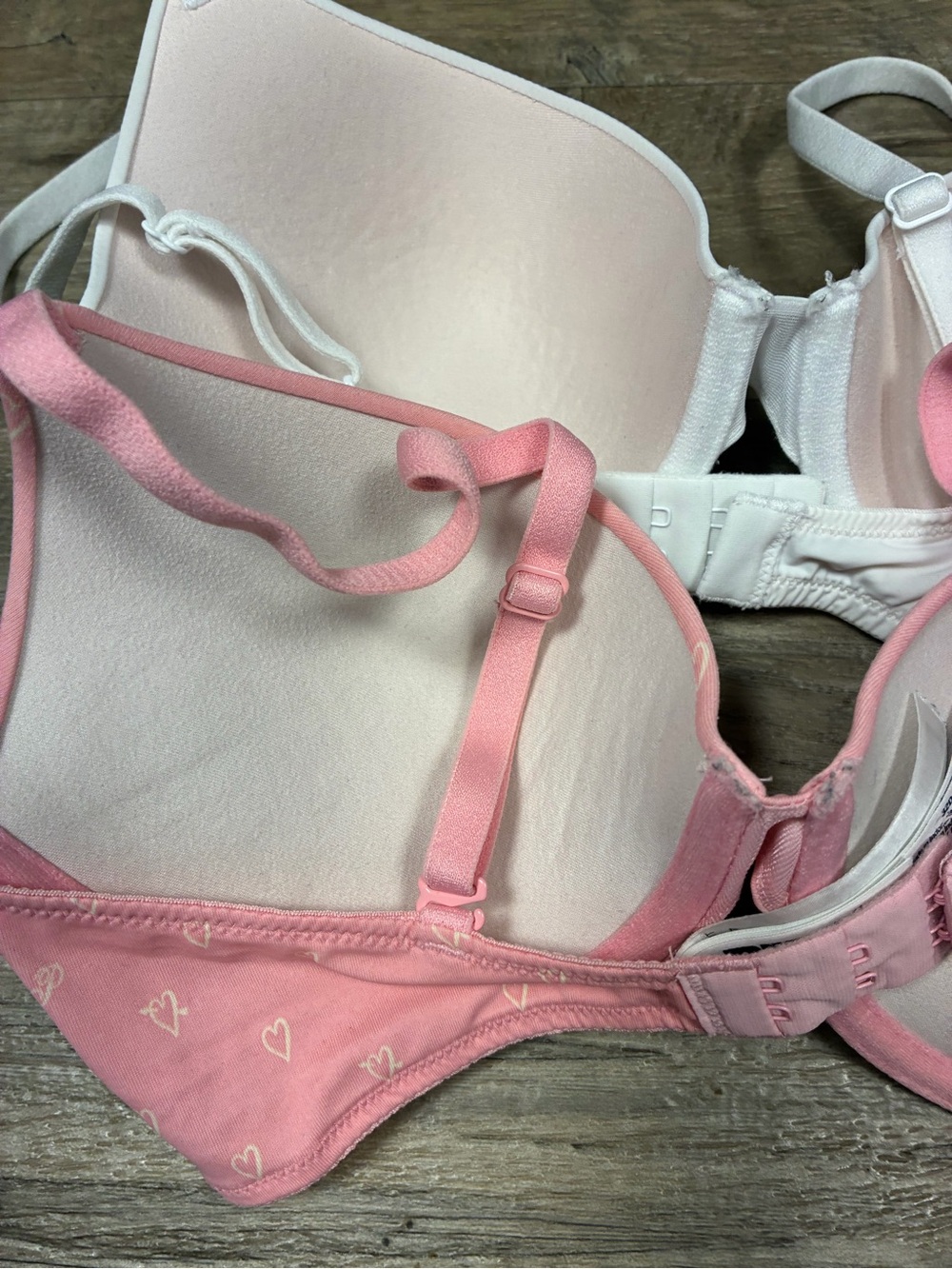 Victoria Secret PINK 2 Underwired Bras Lined Push Up Wear Everywhere - Picture 6 of 11